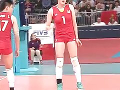 Latina caliente y tetona es follada como loca